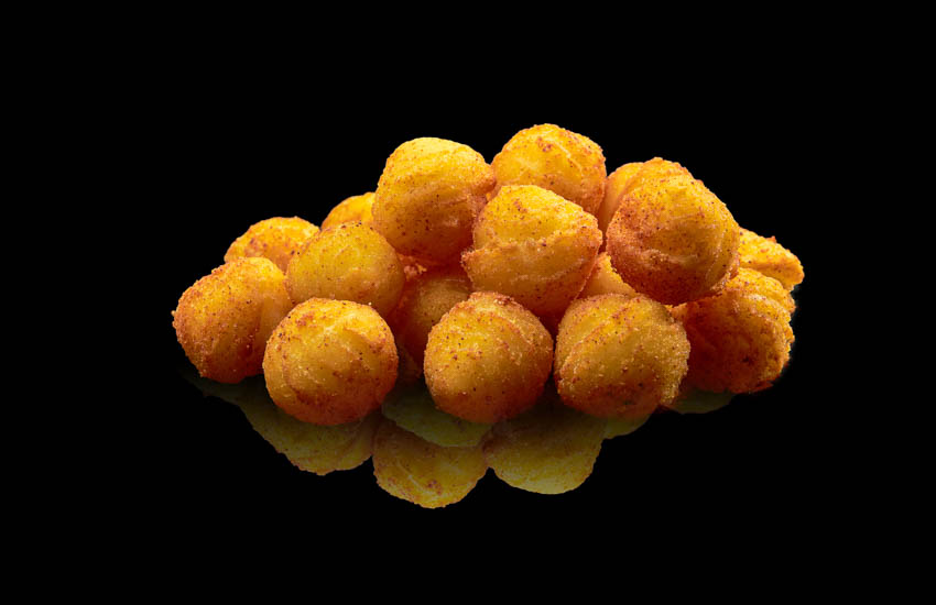 Картофельные шарики с соусом на выбор